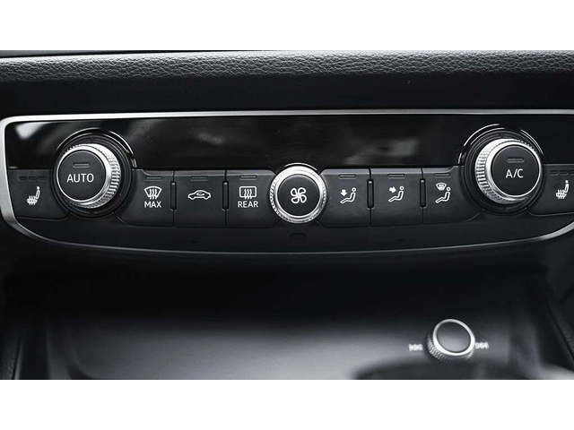 Audi Q3 * quattro Premium * CARFAX * ЦЕНА ДО БГ - автомобили, коли, обяви за нови и употребявани 16