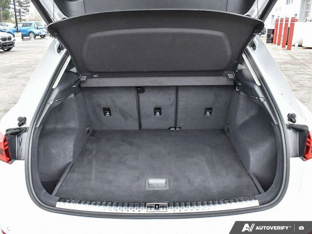 Audi Q3 * S Line quattro Premium Plus * CARFAX * ЦЕНА ДО Б - автомобили, коли, обяви за нови и употребявани 16