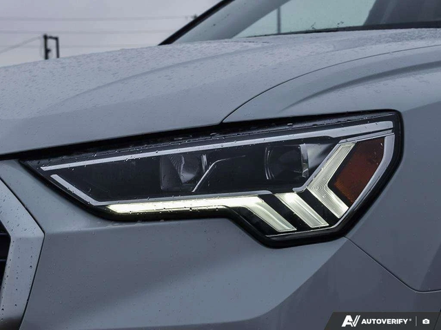 Audi Q3 * S Line quattro Premium Plus * CARFAX * ЦЕНА ДО Б - автомобили, коли, обяви за нови и употребявани 3