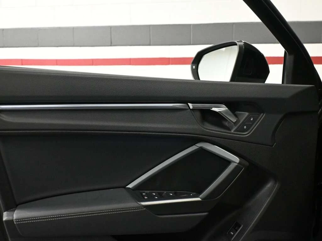 Audi Q3 * S Line quattro Premium Plus * CARFAX * ЦЕНА ДО Б - автомобили, коли, обяви за нови и употребявани 10