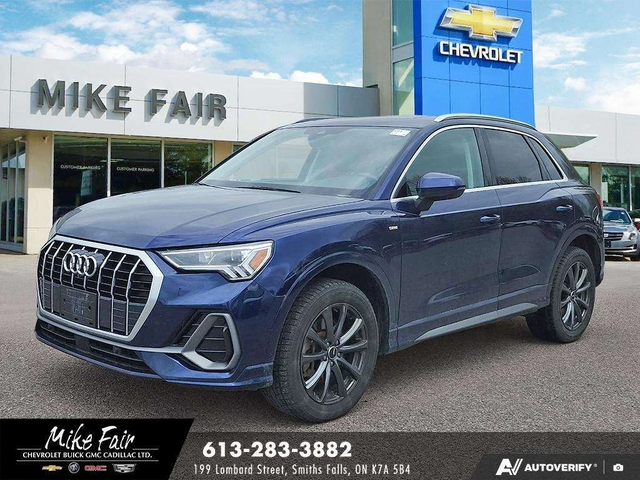 Audi Q3 * quattro Technik * CARFAX * ЦЕНА ДО БГ - автомобили, коли, обяви за нови и употребявани 0