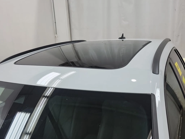 Audi Q3 * S LINE PREMIUM PLUS * CARFAX * ЦЕНА ДО БГ - автомобили, коли, обяви за нови и употребявани 12