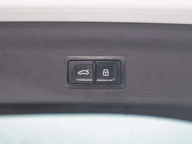 Audi Q3 * S Line quattro Premium Plus * CARFAX * ЦЕНА ДО Б - автомобили, коли, обяви за нови и употребявани 15