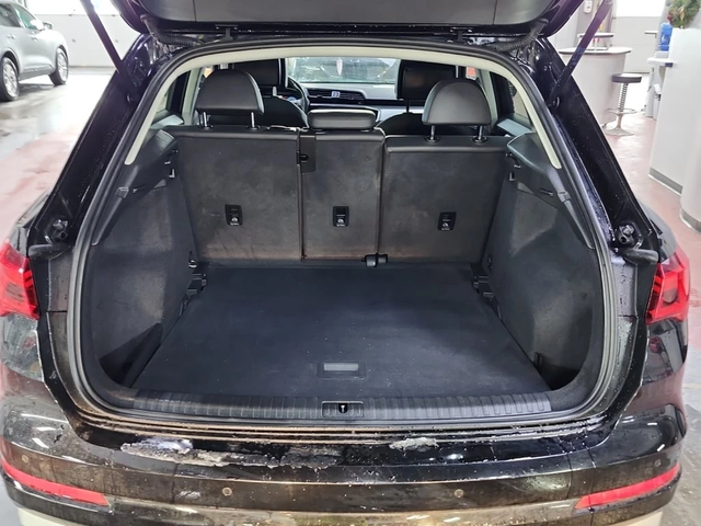 Audi Q3 * KOMFORT * CARFAX * ЦЕНА ДО БГ - автомобили, коли, обяви за нови и употребявани 11