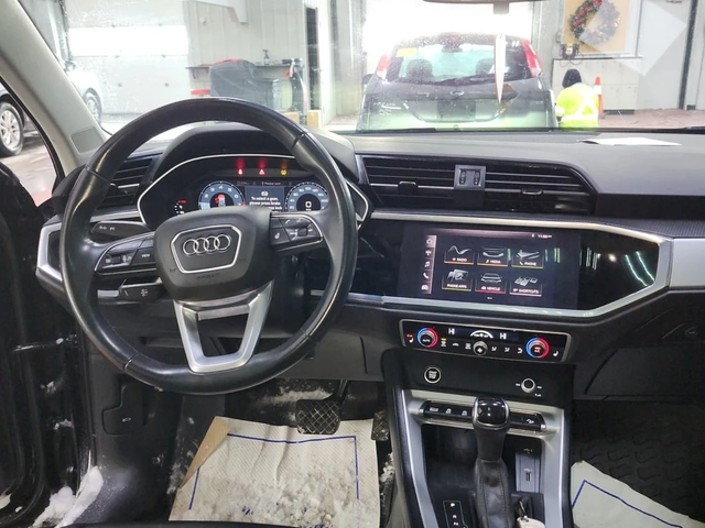 Audi Q3 * KOMFORT * CARFAX * ЦЕНА ДО БГ - автомобили, коли, обяви за нови и употребявани 7