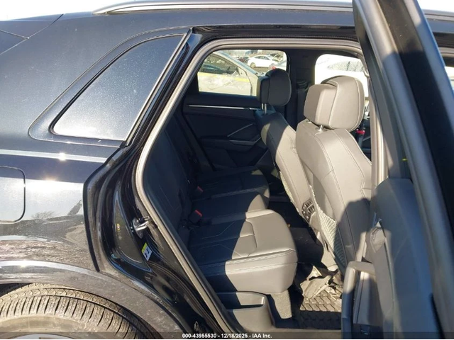 Audi Q3 PREMIUM 45 TFSI S LINE QUATTRO TIPTRONIC - автомобили, коли, обяви за нови и употребявани 6