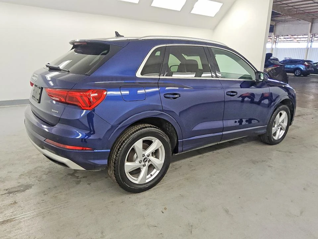 Audi Q3 PREMIUM 40* QUATRO* KEYLESS* - автомобили, коли, обяви за нови и употребявани 3