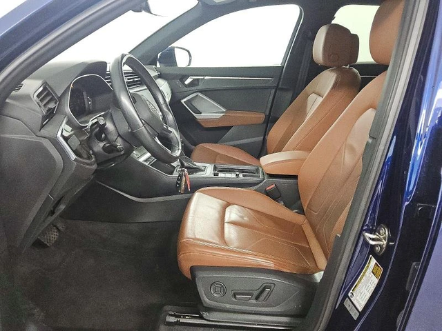 Audi Q3 PREMIUM 40* QUATRO* KEYLESS* - автомобили, коли, обяви за нови и употребявани 6