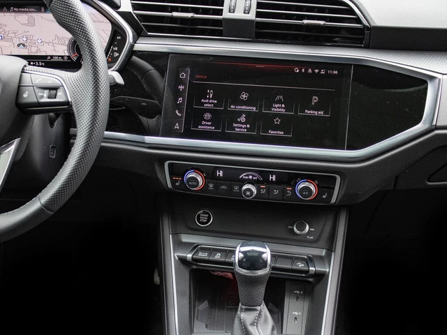 Audi Q3 Quattro* Technik* 45TFSI* АвтоКредит* (ЦЕНА ДО БГ) - автомобили, коли, обяви за нови и употребявани 11