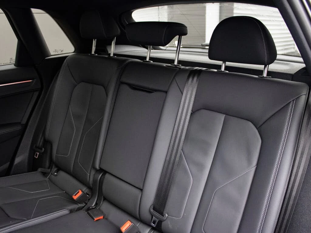 Audi Q3 Quattro* Technik* 45TFSI* АвтоКредит* (ЦЕНА ДО БГ) - автомобили, коли, обяви за нови и употребявани 14