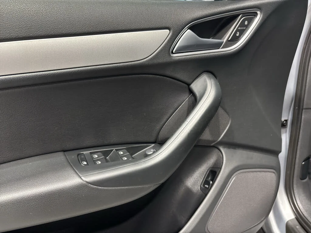 Audi Q3 * АвтоКредит * (ЦЕНА ДО БГ) - автомобили, коли, обяви за нови и употребявани 15