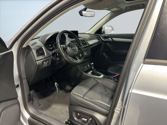 Audi Q3 * АвтоКредит * (ЦЕНА ДО БГ) - автомобили, коли, обяви за нови и употребявани 7