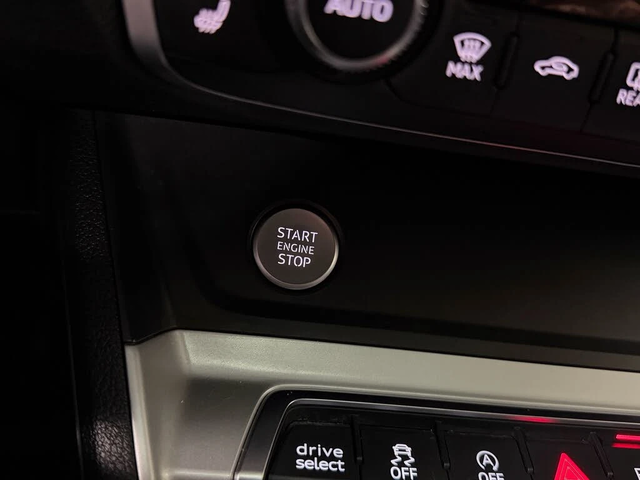 Audi Q3 quattro Komfort 45 TFSI* АвтоКредит* (Цена до БГ) - автомобили, коли, обяви за нови и употребявани 9