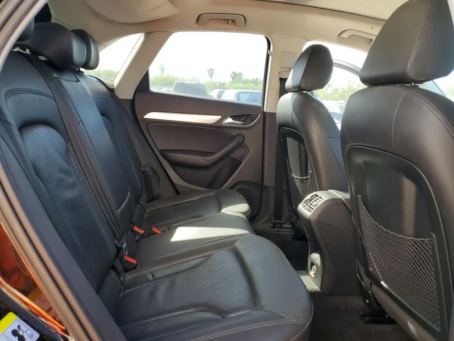 Audi Q3 PREMIUM PLUS - автомобили, коли, обяви за нови и употребявани 8