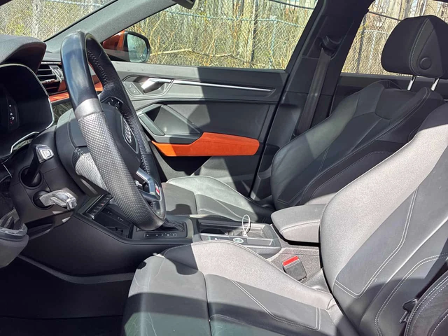 Audi Q3 * Technik * ПОДГРЕВИ * 360 * PANO * CARFAX - автомобили, коли, обяви за нови и употребявани 13