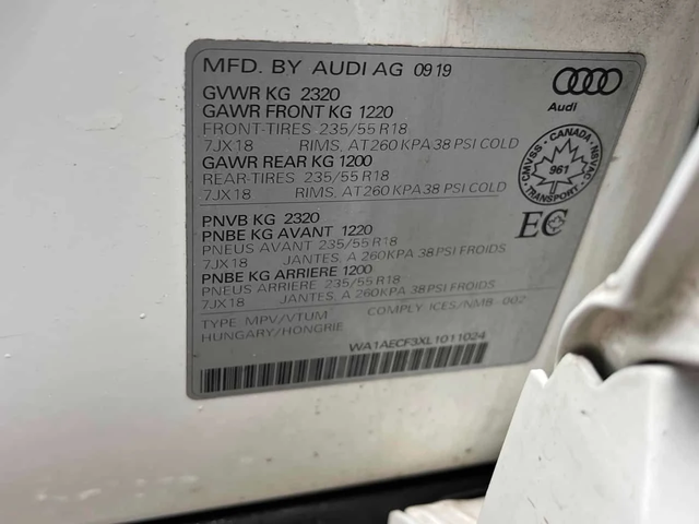 Audi Q3 * Komfort * ПОДГРЕВИ* ДВА КЛЮЧА* KEYLESS* - автомобили, коли, обяви за нови и употребявани 10