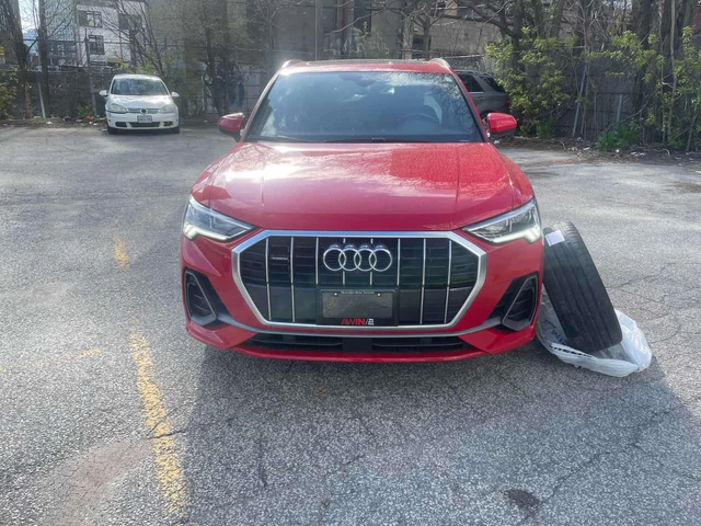 Audi Q3 * TECHNIK * PANO * 360 * CARFAX * ПОДГРЕВИ - автомобили, коли, обяви за нови и употребявани 5