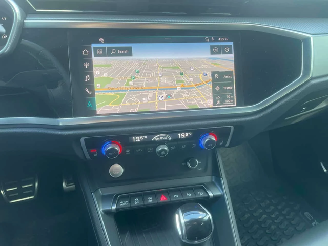 Audi Q3 * TECHNIK * PANO * 360 * CARFAX * ПОДГРЕВИ - автомобили, коли, обяви за нови и употребявани 8