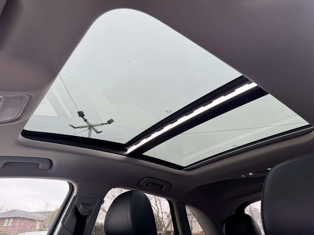 Audi Q3 * Progressiv * CARFAX * - автомобили, коли, обяви за нови и употребявани 15