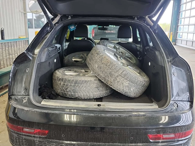 Audi Q3 PROGRESSIV| S-LINE| BLACK OPTIC| ПАНО| 2 КЛЮЧА - автомобили, коли, обяви за нови и употребявани 4
