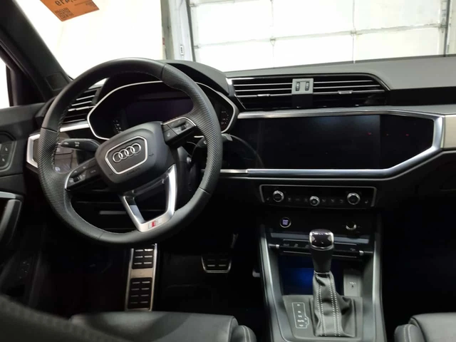 Audi Q3 S LINE PREMIUM PLUS/ПАНОРАМА/ПОДГРЕВИ - автомобили, коли, обяви за нови и употребявани 11