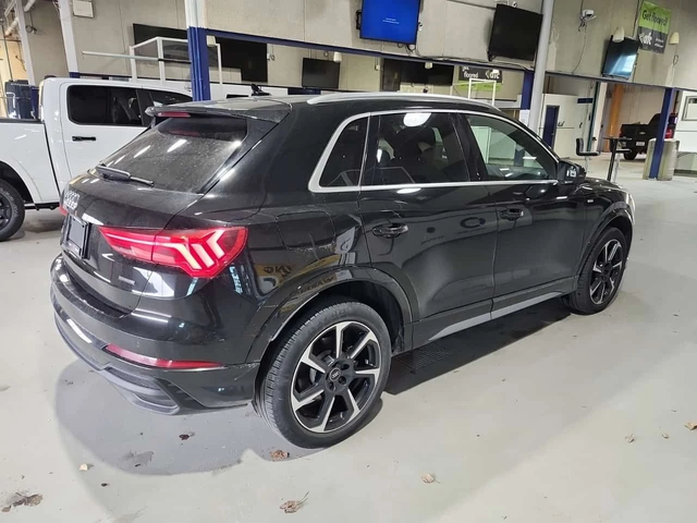 Audi Q3 PROGRESSIV| DIGITAL| PANO| S-LINE| CARFAX - автомобили, коли, обяви за нови и употребявани 2