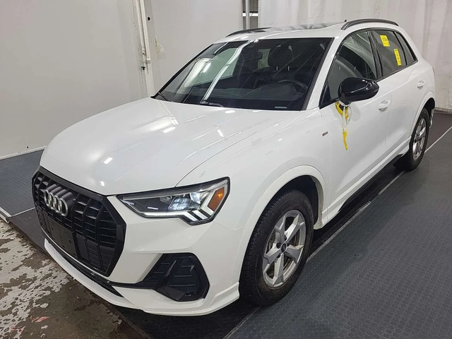 Audi Q3 TECHNIK| PANORAMA| ПОДГРЕВИ| ПАМЕТ| 2 КЛЮЧА - автомобили, коли, обяви за нови и употребявани 0