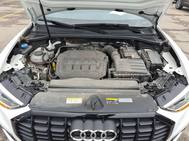 Audi Q3 * KOMFORT * CARFAX * 2 КЛЮЧА * ПАНОРАМА * - автомобили, коли, обяви за нови и употребявани 16