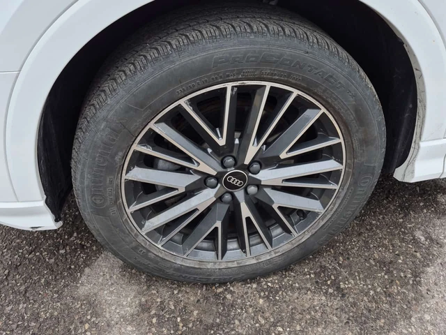 Audi Q3 * KOMFORT * CARFAX * 2 КЛЮЧА * ПАНОРАМА * - автомобили, коли, обяви за нови и употребявани 6