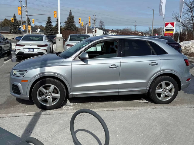 Audi Q3 * Progressiv * ПАНОРАМА * ПОДГРЕВ * КЛИП НА МОТОРА - автомобили, коли, обяви за нови и употребявани 2