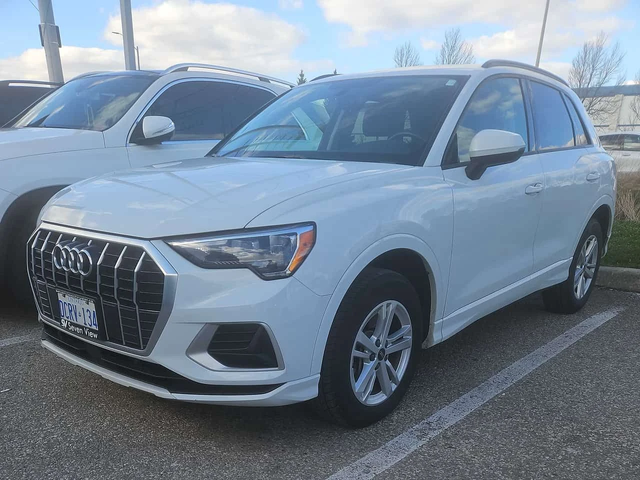 Audi Q3 * БЕЗ ЗАБЕЛЕЖКИ* ГЛАВНО ПРЕДСТАВИТЕЛСТВО* - автомобили, коли, обяви за нови и употребявани 1