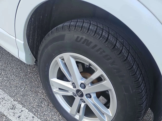 Audi Q3 * БЕЗ ЗАБЕЛЕЖКИ* ГЛАВНО ПРЕДСТАВИТЕЛСТВО* - автомобили, коли, обяви за нови и употребявани 5