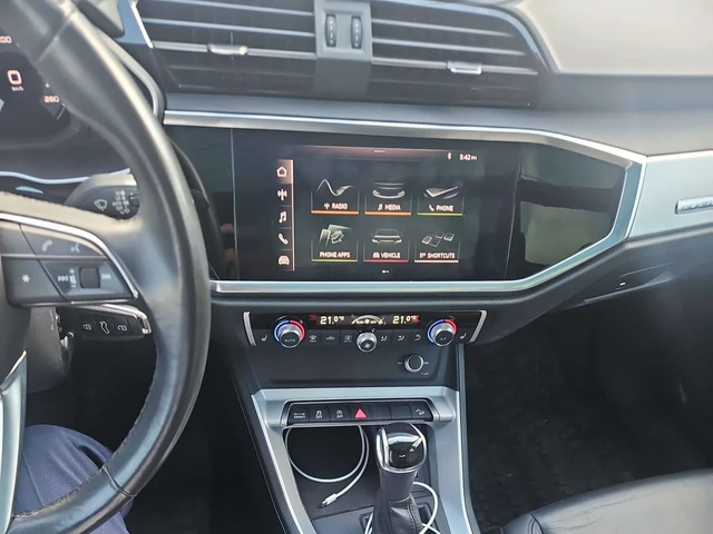 Audi Q3 * БЕЗ ЗАБЕЛЕЖКИ* ГЛАВНО ПРЕДСТАВИТЕЛСТВО* - автомобили, коли, обяви за нови и употребявани 8