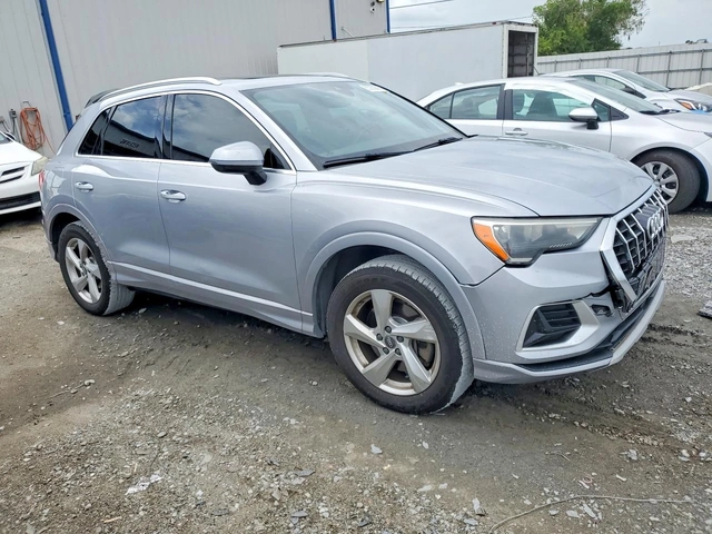 Audi Q3 2.0TFSI QUATTRO| ПАНО| ПОДГРЕВ| KEYLESS - автомобили, коли, обяви за нови и употребявани 2