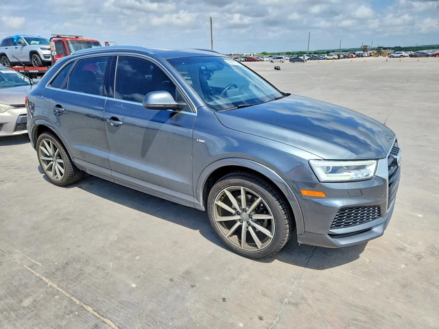 Audi Q3 PREMIUM PLUS - автомобили, коли, обяви за нови и употребявани 0