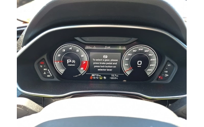 Audi Q3 TECHNIK * S LINE * QUATTRO * CARFAX * - автомобили, коли, обяви за нови и употребявани 6
