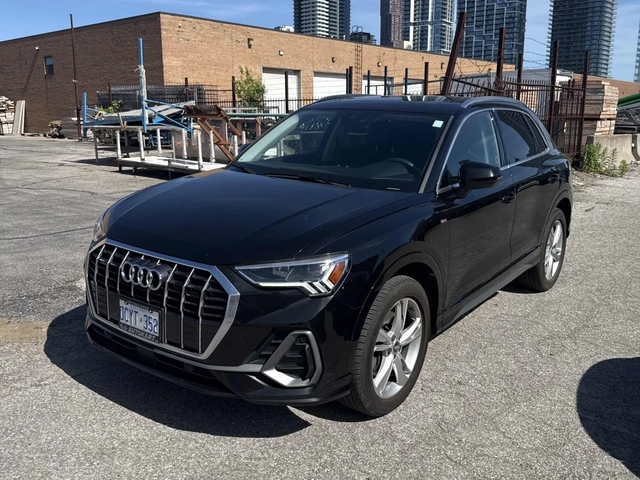 Audi Q3 Progressiv * Keyless * CARFAX * АВТО КРЕДИТ * - автомобили, коли, обяви за нови и употребявани 0