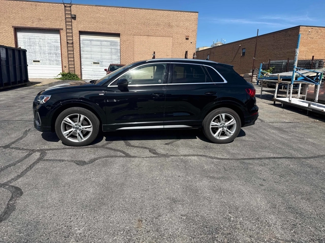 Audi Q3 Progressiv * Keyless * CARFAX * АВТО КРЕДИТ * - автомобили, коли, обяви за нови и употребявани 2