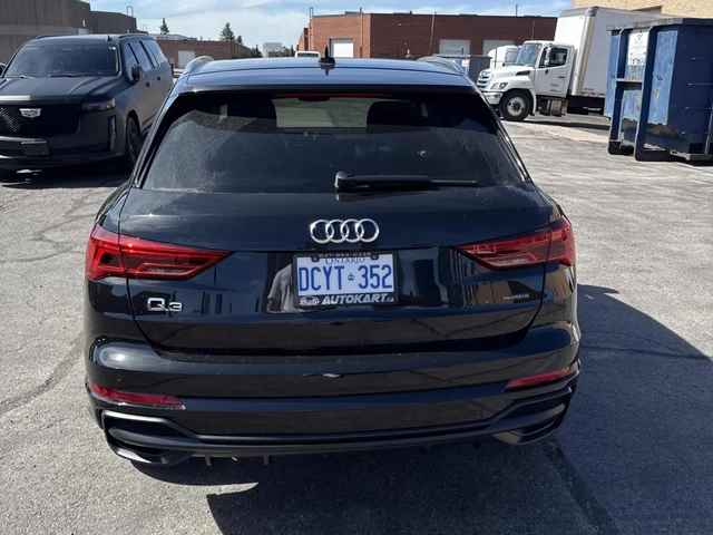 Audi Q3 Progressiv * Keyless * CARFAX * АВТО КРЕДИТ * - автомобили, коли, обяви за нови и употребявани 4