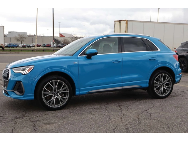 Audi Q3 Technik S line / БЕЗ ИНЦИДЕНТИ / ЦЕНА ДО БГ - автомобили, коли, обяви за нови и употребявани 2