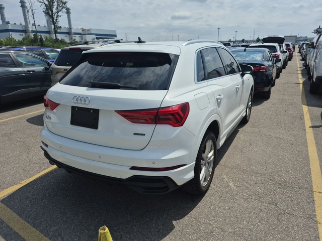 Audi Q3 Progressiv 45 TFSI quattro - автомобили, коли, обяви за нови и употребявани 2
