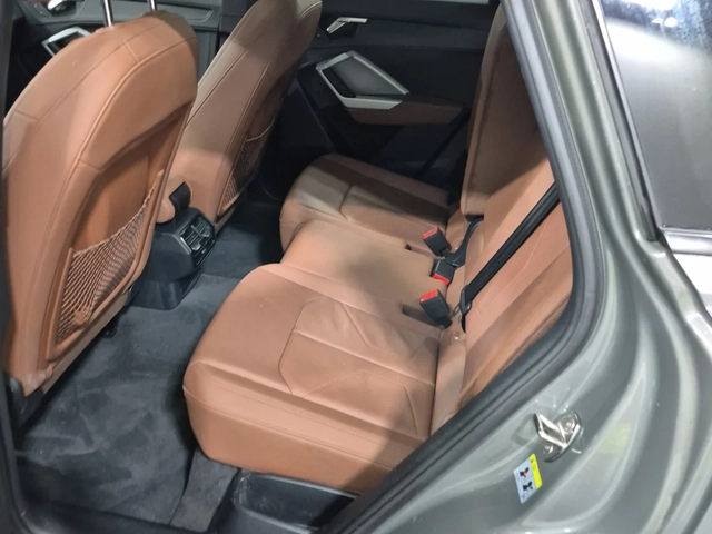 Audi Q3 KOMFORT | ПАНОРАМА | ЗАДНА КАМЕРА | KEYLESS | - автомобили, коли, обяви за нови и употребявани 10