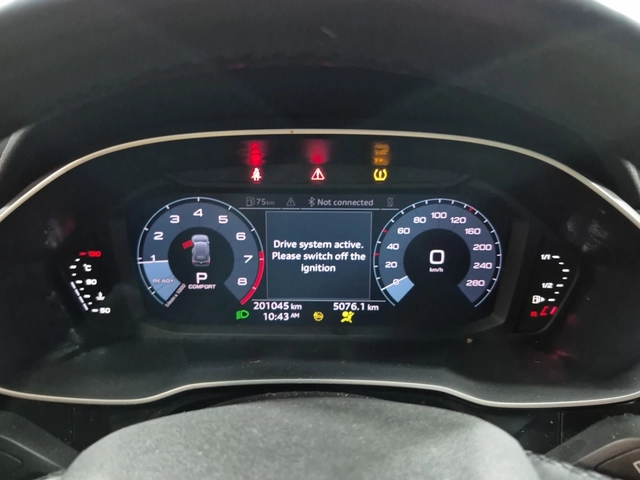 Audi Q3 KOMFORT | ПАНОРАМА | ЗАДНА КАМЕРА | KEYLESS | - автомобили, коли, обяви за нови и употребявани 8