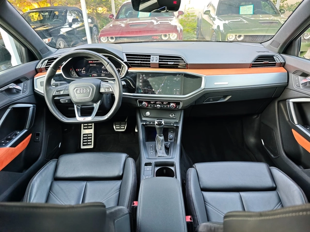 Audi Q3 S-LINE, PRESTIGE, 45TFSI - автомобили, коли, обяви за нови и употребявани 12