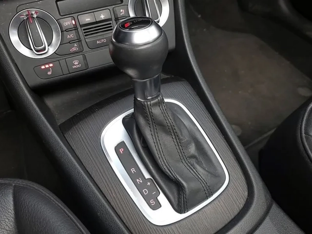 Audi Q3 2.0 TDI Quattro - автомобили, коли, обяви за нови и употребявани 8