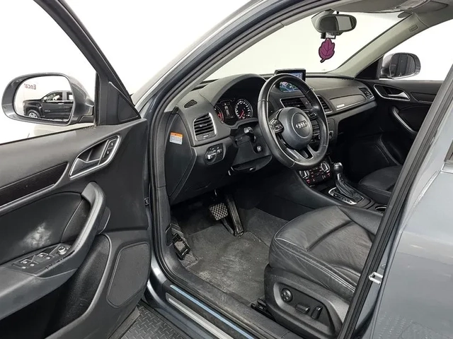 Audi Q3 2.0 TDI Quattro - автомобили, коли, обяви за нови и употребявани 9