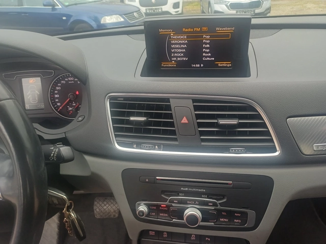 Audi Q3 2.0 TDI S tronic quattro - автомобили, коли, обяви за нови и употребявани 13