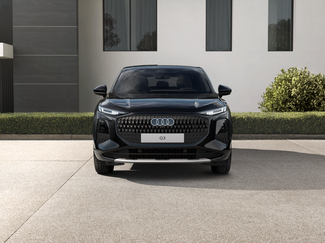 Audi Audi Audi Q3 Sportback 142  kW TDI quattro - автомобили, коли, обяви за нови и употребявани 4