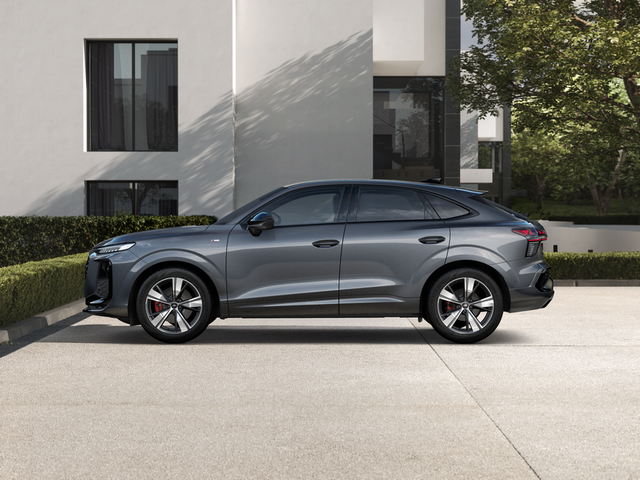 Audi Audi Audi Q3 Sportback 150 kW TFSI quattro - автомобили, коли, обяви за нови и употребявани 5