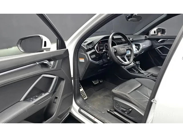 Audi Q3 Sportback 35 TDI Premium Sportback - автомобили, коли, обяви за нови и употребявани 9